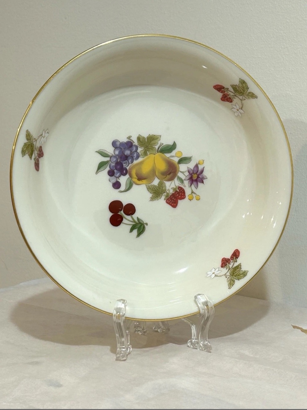 Lenox Porcelain Bone China 8” Vtg Serving Bowl “Special Fruit” 24K Gold Rim